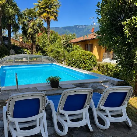 Casa *